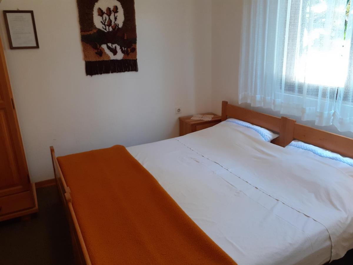 Apartment Simunec Malinska Ngoại thất bức ảnh