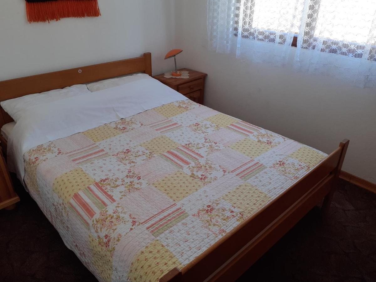 Apartment Simunec Malinska Ngoại thất bức ảnh