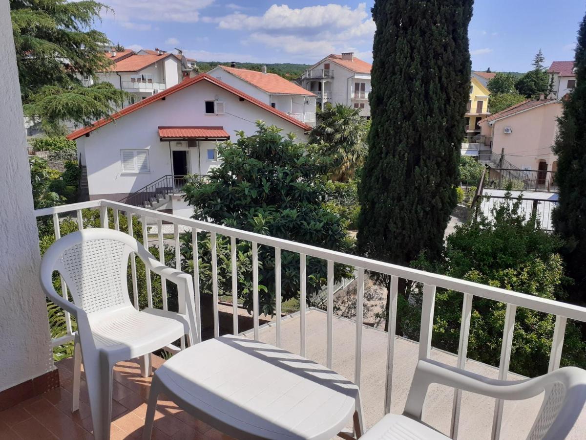 Apartment Simunec Malinska Ngoại thất bức ảnh