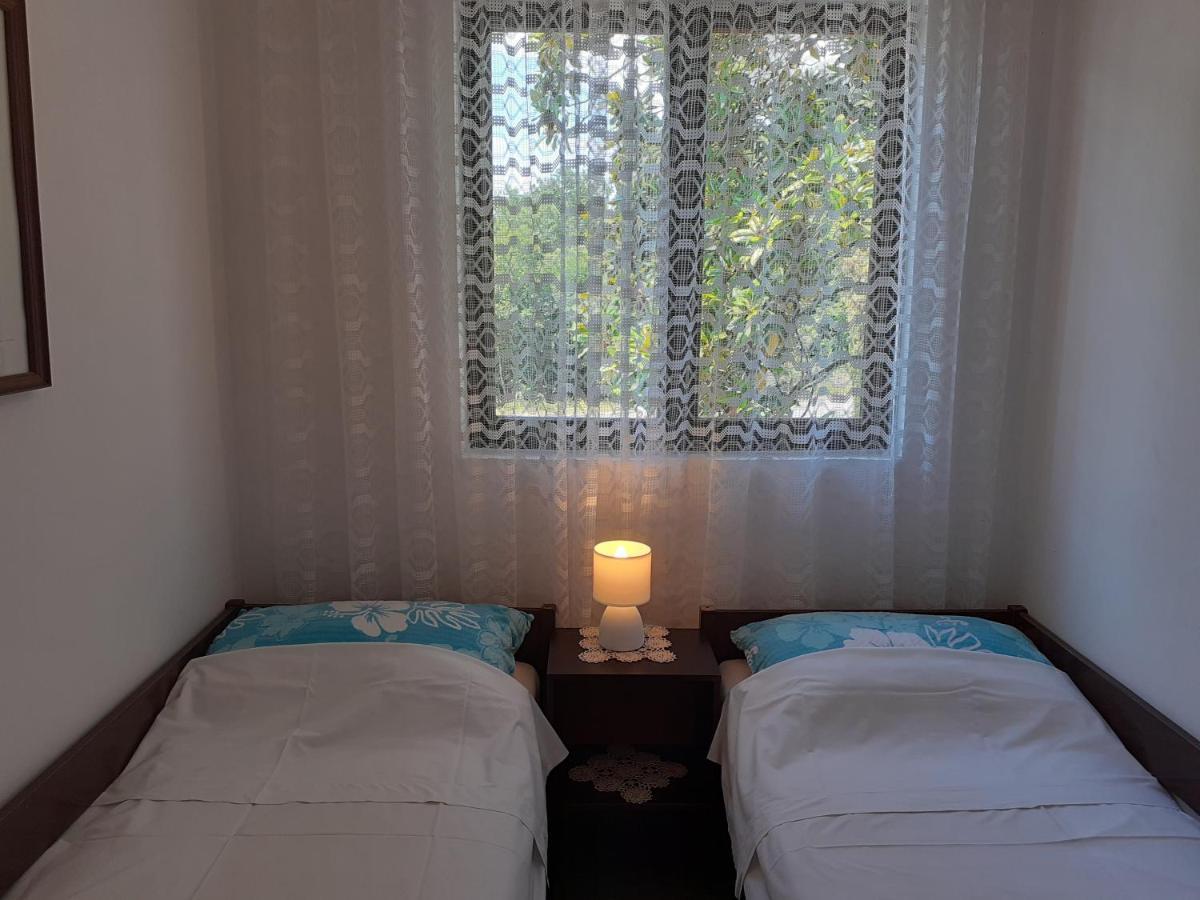 Apartment Simunec Malinska Ngoại thất bức ảnh